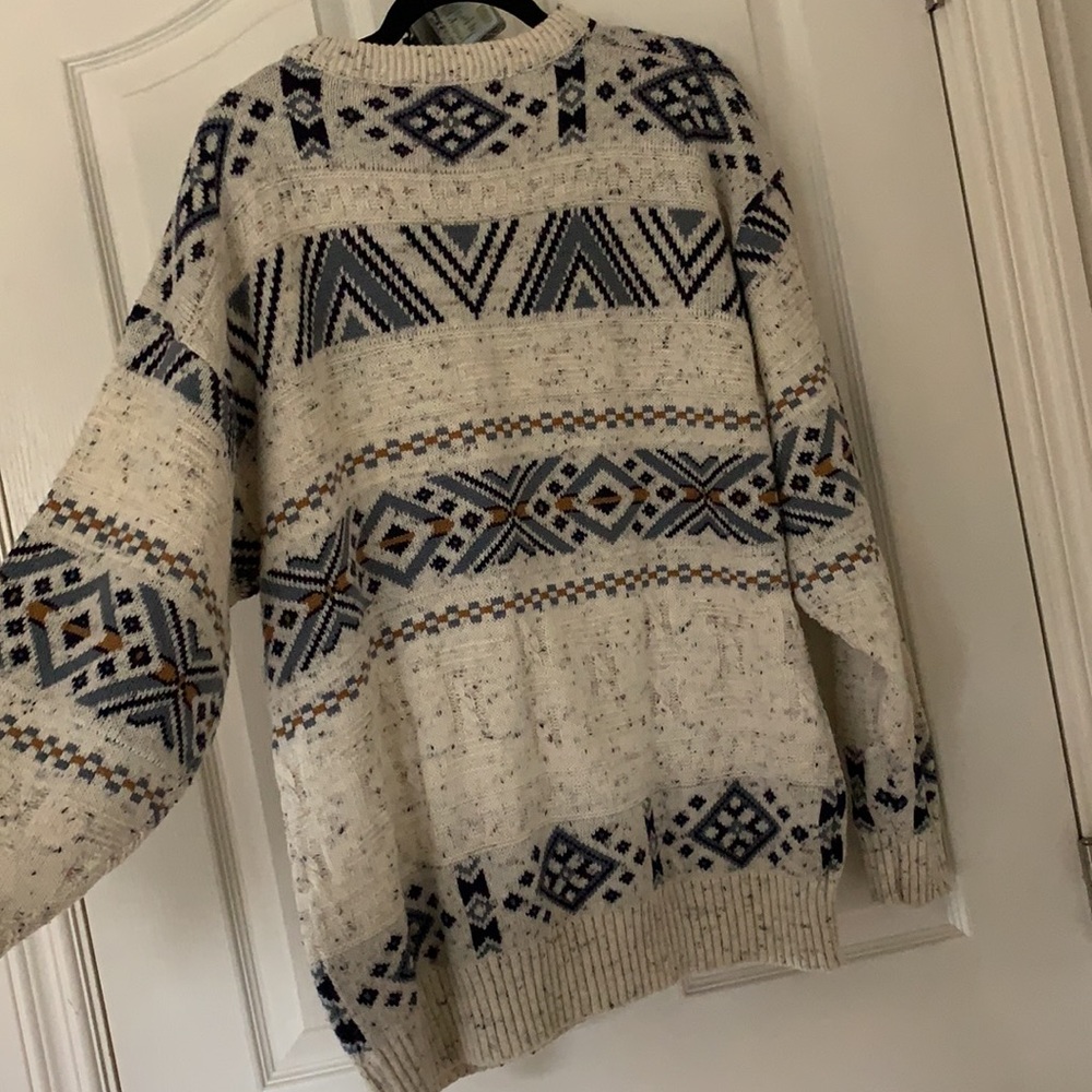 Oversized Pattern Sweater - Picture 3 of 5